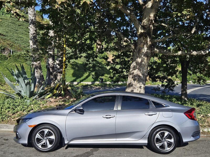 2019 Honda Civic LX   - Photo 1 - Ventura, CA 93003