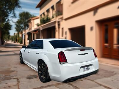 2017 Chrysler 300 S Alloy Edition   - Photo 8 - Ventura, CA 93003