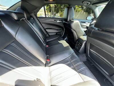2017 Chrysler 300 S Alloy Edition   - Photo 16 - Ventura, CA 93003