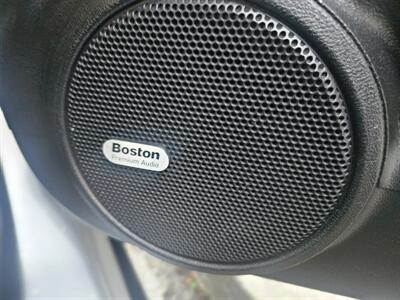 2010 Chevrolet Camaro LT   - Photo 12 - Ventura, CA 93003