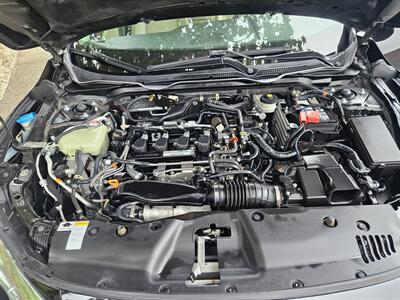 2016 Honda Civic Touring   - Photo 16 - Ventura, CA 93003