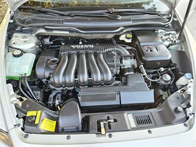 2006 Volvo S40 2.4i   - Photo 14 - Ventura, CA 93003