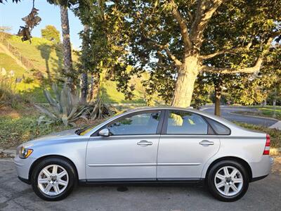 2006 Volvo S40 2.4i   - Photo 2 - Ventura, CA 93003