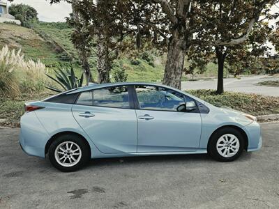 2017 Toyota Prius Two - Photo 5 - Ventura, CA 93003