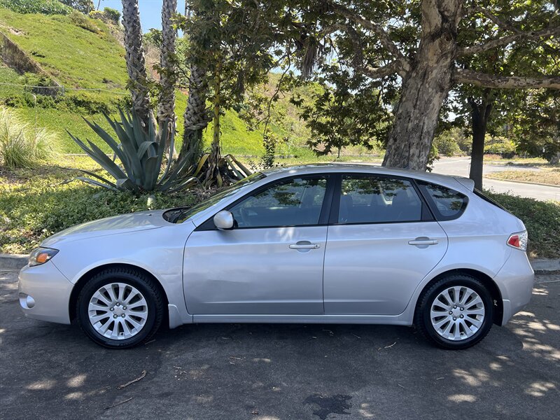 2011 Subaru Impreza 2.5i Premium   - Photo 1 - Ventura, CA 93003