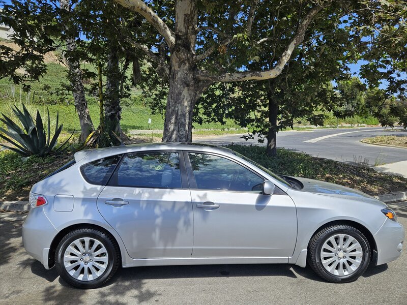 2011 Subaru Impreza 2.5i Premium  