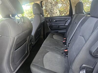 2016 Chevrolet Traverse LT   - Photo 12 - Ventura, CA 93003