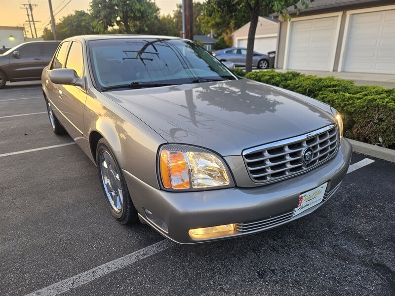 2000 Cadillac DeVille DTS - Photo 1 - Ventura, CA 93003