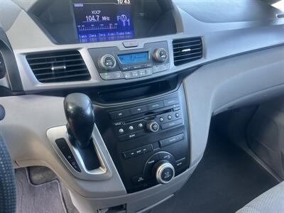 2013 Honda Odyssey LX - Photo 10 - Ventura, CA 93003