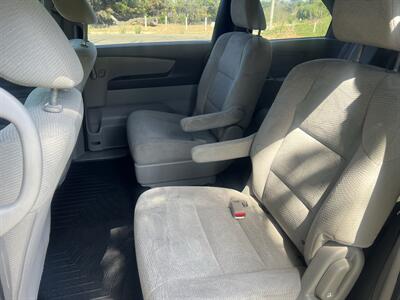 2013 Honda Odyssey LX - Photo 15 - Ventura, CA 93003
