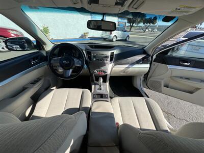 2011 Subaru Outback 2.5i Premium   - Photo 7 - Ventura, CA 93003
