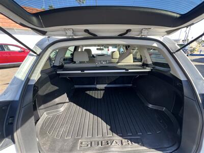 2011 Subaru Outback 2.5i Premium   - Photo 10 - Ventura, CA 93003