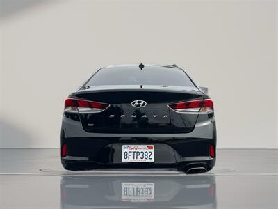 2018 Hyundai Sonata SE   - Photo 8 - Ventura, CA 93003