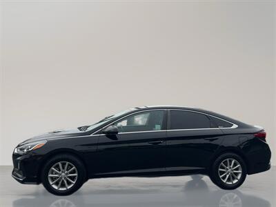 2018 Hyundai Sonata SE   - Photo 1 - Ventura, CA 93003