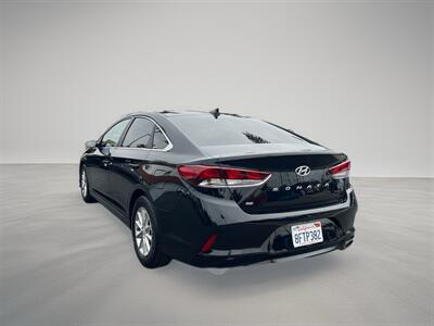 2018 Hyundai Sonata SE   - Photo 6 - Ventura, CA 93003