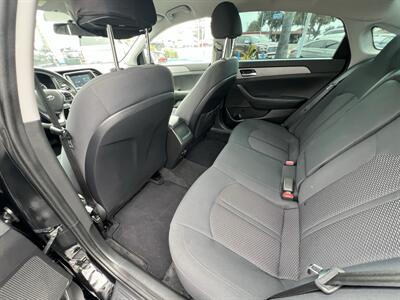 2018 Hyundai Sonata SE   - Photo 15 - Ventura, CA 93003