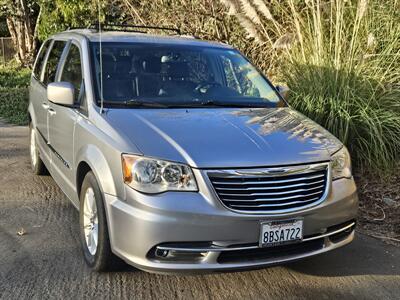 2016 Chrysler Town & Country Touring   - Photo 3 - Ventura, CA 93003