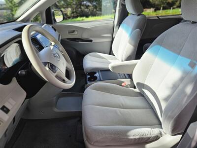 2011 Toyota Sienna LE 8-Passenger   - Photo 6 - Ventura, CA 93003