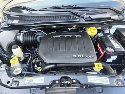 2015 Dodge Grand Caravan Passenger SE   - Photo 14 - Ventura, CA 93003