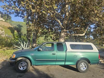 2000 Ford F-150 XLT Truck