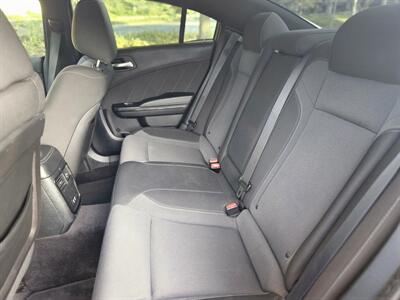 2017 Dodge Charger SXT   - Photo 11 - Ventura, CA 93003