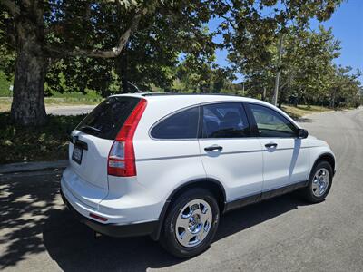 2010 Honda CR-V LX - Photo 4 - Ventura, CA 93003