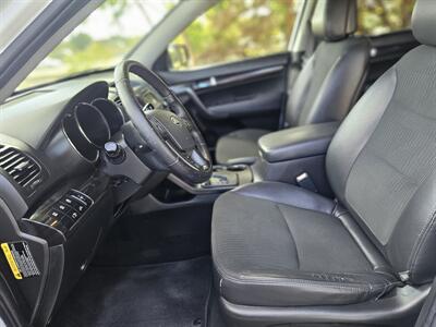 2012 Kia Sorento EX   - Photo 8 - Ventura, CA 93003