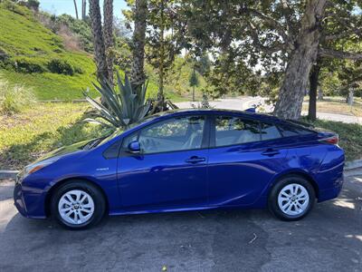 2017 Toyota Prius Two - Photo 1 - Ventura, CA 93003