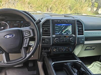 2021 Ford F-350 XLT   - Photo 10 - Ventura, CA 93003