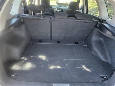 2010 Hyundai Elantra Touruing   - Photo 20 - Ventura, CA 93003