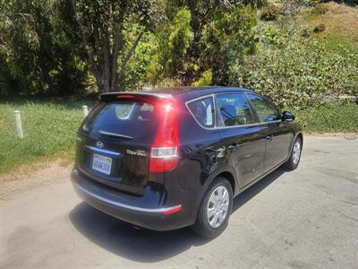 2010 Hyundai Elantra Touruing   - Photo 6 - Ventura, CA 93003