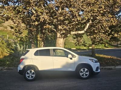 2020 Chevrolet Trax LS - Photo 3 - Ventura, CA 93003