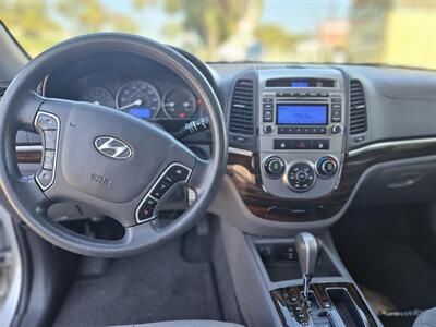 2012 Hyundai Santa Fe GLS   - Photo 7 - Ventura, CA 93003