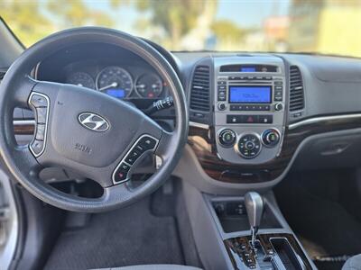 2012 Hyundai Santa Fe GLS   - Photo 18 - Ventura, CA 93003