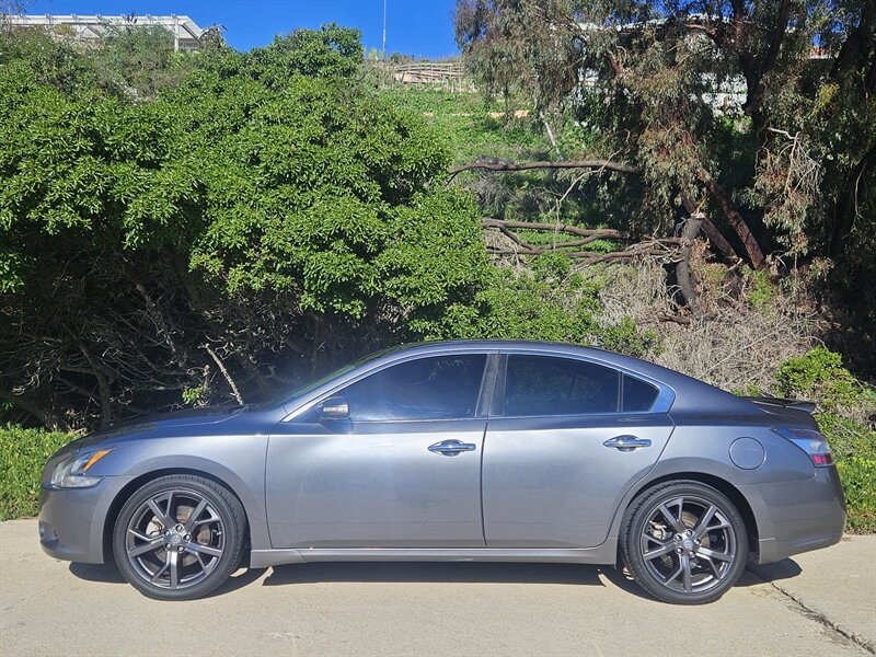 2014 Nissan Maxima SV