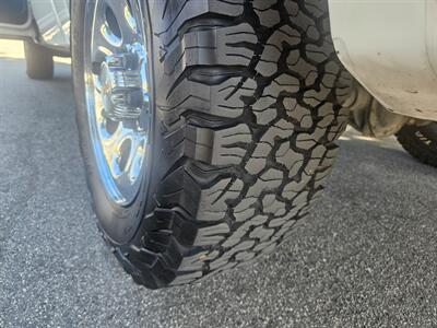 2013 Chevrolet Silverado 1500 Crew Cab LT   - Photo 14 - Ventura, CA 93003