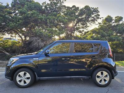 2015 Kia Soul   - Photo 1 - Ventura, CA 93003