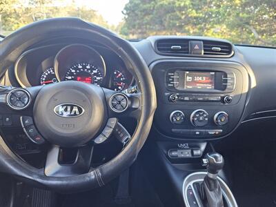 2015 Kia Soul   - Photo 5 - Ventura, CA 93003