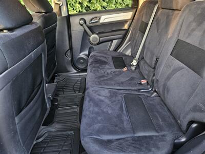 2011 Honda CR-V SE   - Photo 10 - Ventura, CA 93003