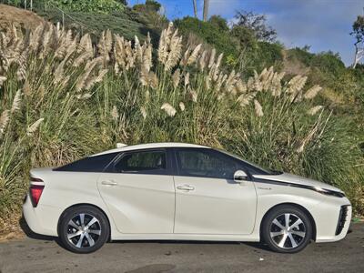 2019 Toyota Mirai - Photo 1 - Ventura, CA 93003