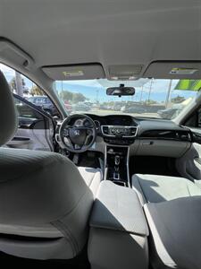 2017 Honda Accord LX   - Photo 9 - Ventura, CA 93003