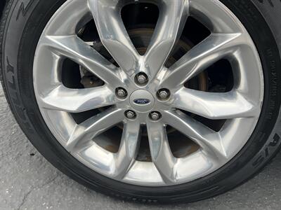 2013 Ford Explorer XLT - Photo 18 - Ventura, CA 93003
