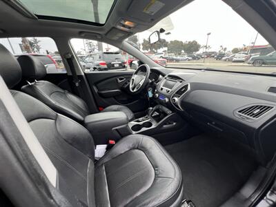 2010 Hyundai Tucson Limited   - Photo 20 - Ventura, CA 93003