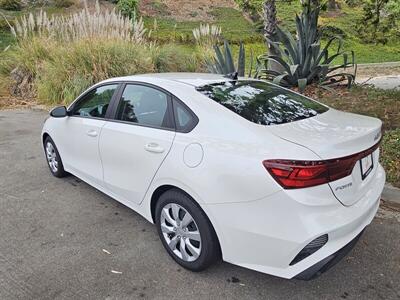 2023 Kia Forte LXS   - Photo 13 - Ventura, CA 93003