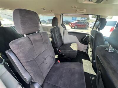 2011 Dodge Grand Caravan Passenger Mainstreet - Photo 15 - Ventura, CA 93003