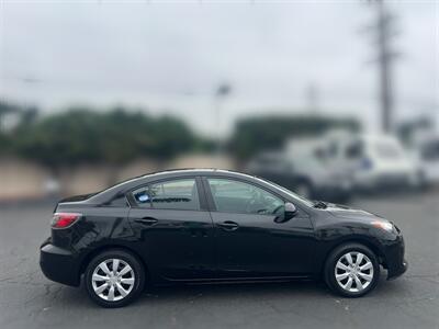 2013 Mazda Mazda3 i SV   - Photo 2 - Ventura, CA 93003