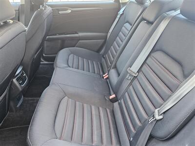 2015 Ford Fusion SE - Photo 15 - Ventura, CA 93003