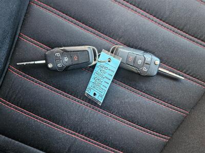 2015 Ford Fusion SE - Photo 10 - Ventura, CA 93003