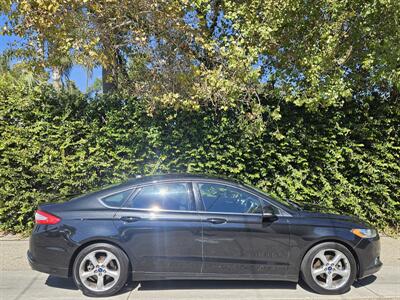 2015 Ford Fusion SE - Photo 22 - Ventura, CA 93003