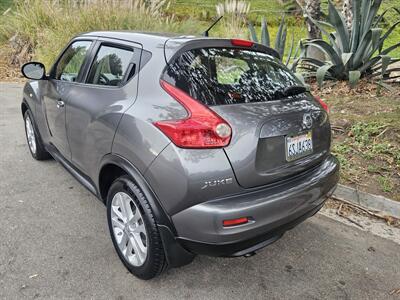 2011 Nissan JUKE S   - Photo 6 - Ventura, CA 93003